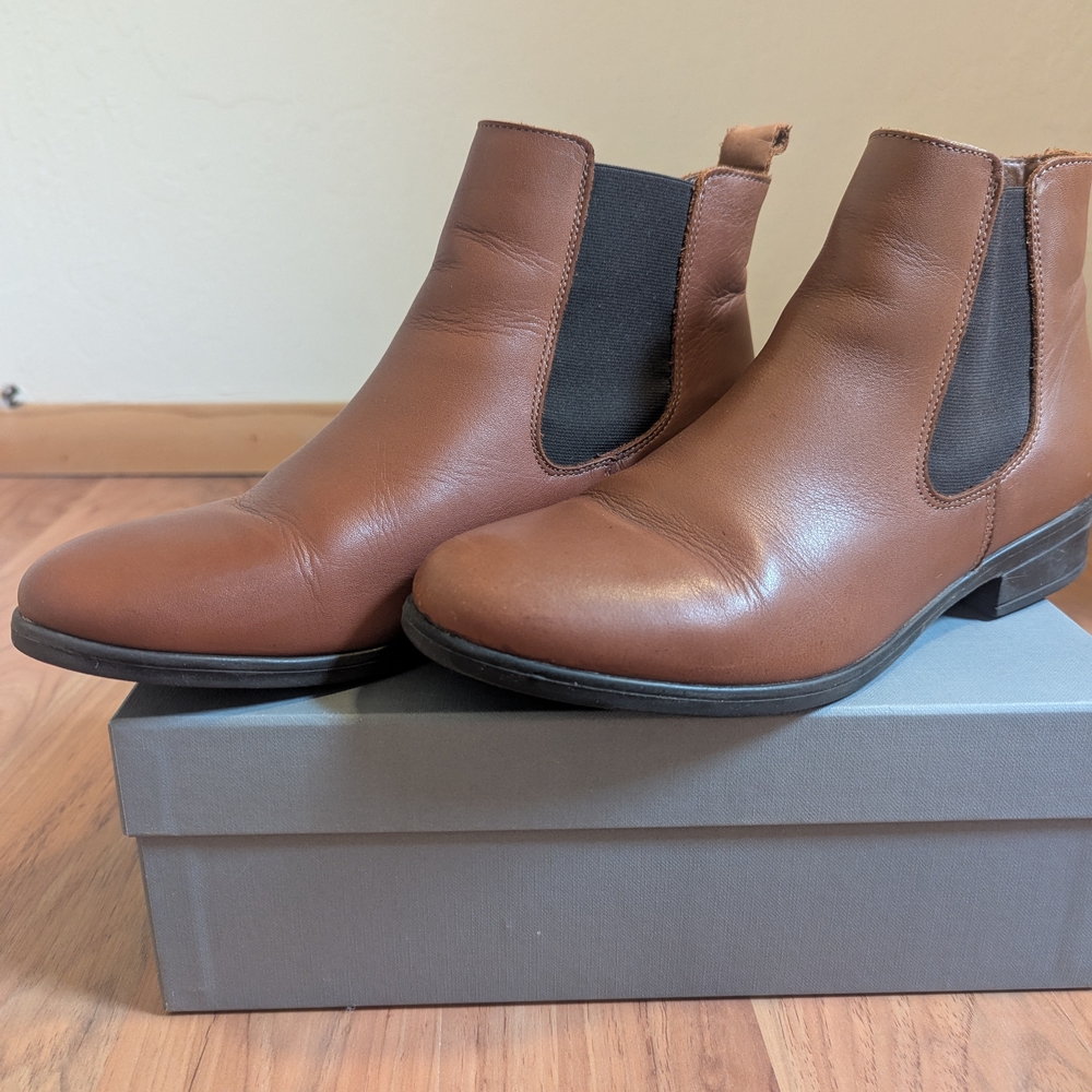 Aldo Women's Brown Leather Chelsea Boots